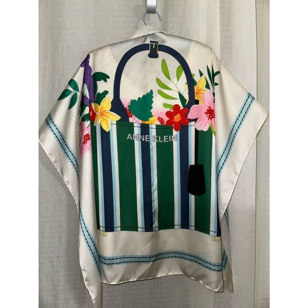 Anne Klein 35 x 35 Ivory Blue Green Flowers in a Bag Graphic Large Square Scarf